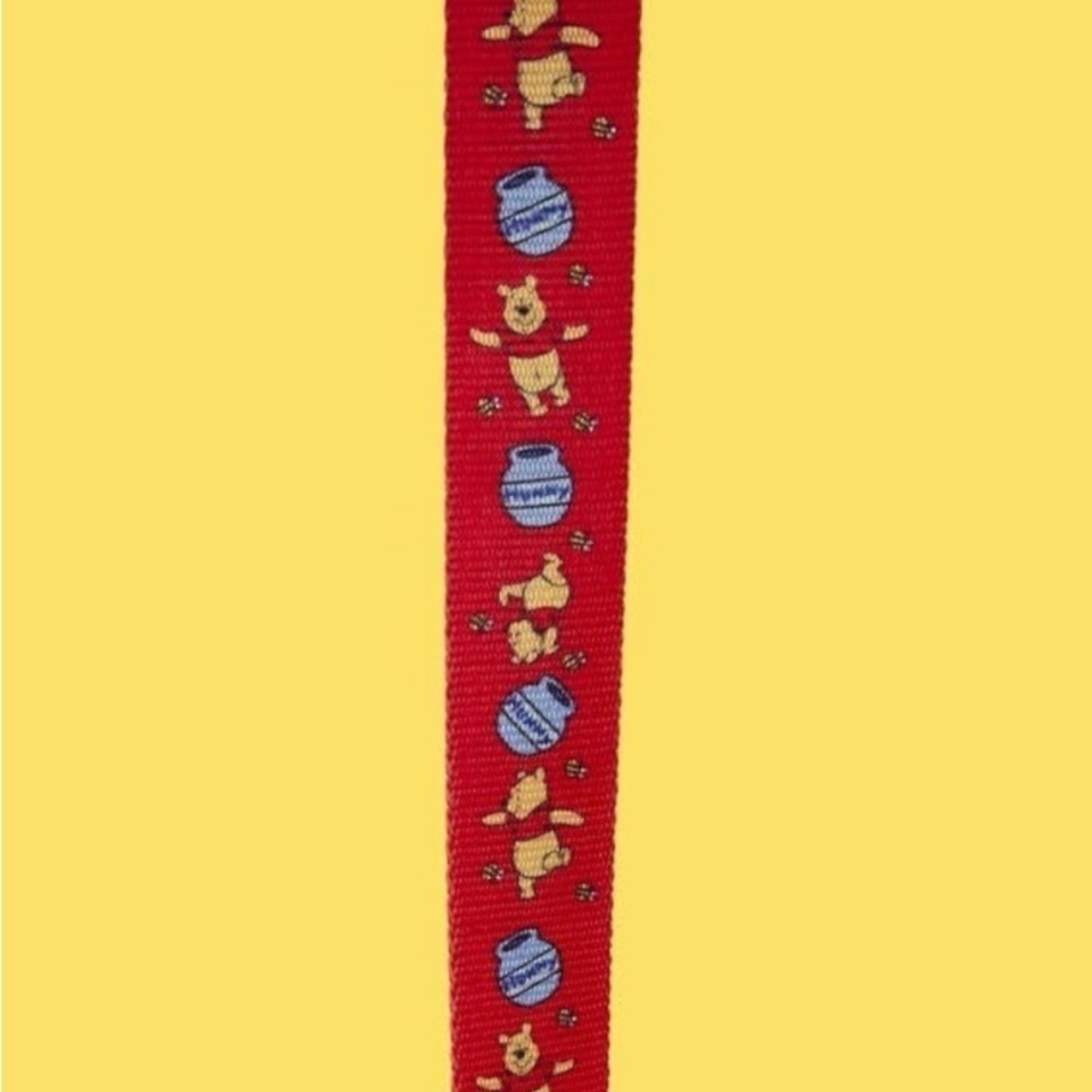 Loungefly Disney Winnie The Pooh Pet Bag & Matching Loungefly Leash Size SMALL - Picture 12 of 12
